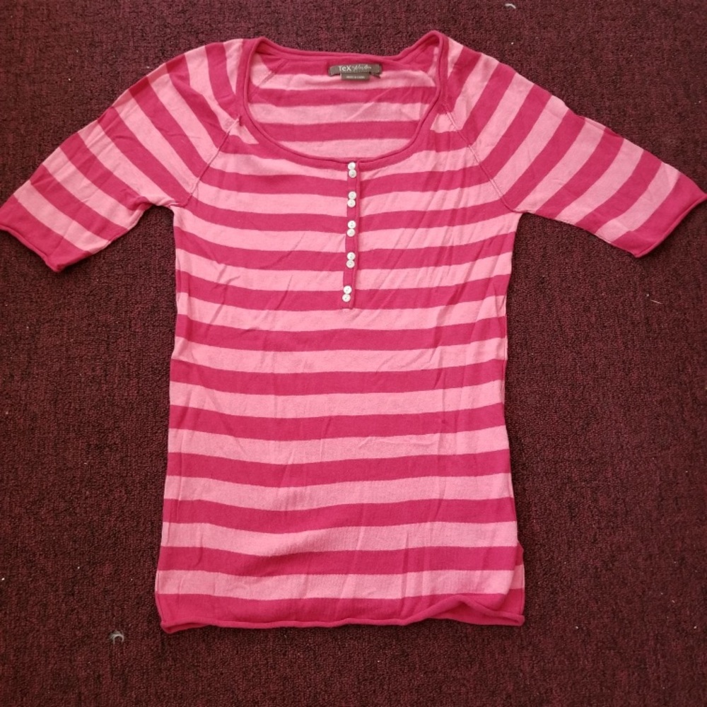 Tex by Max Azria Top